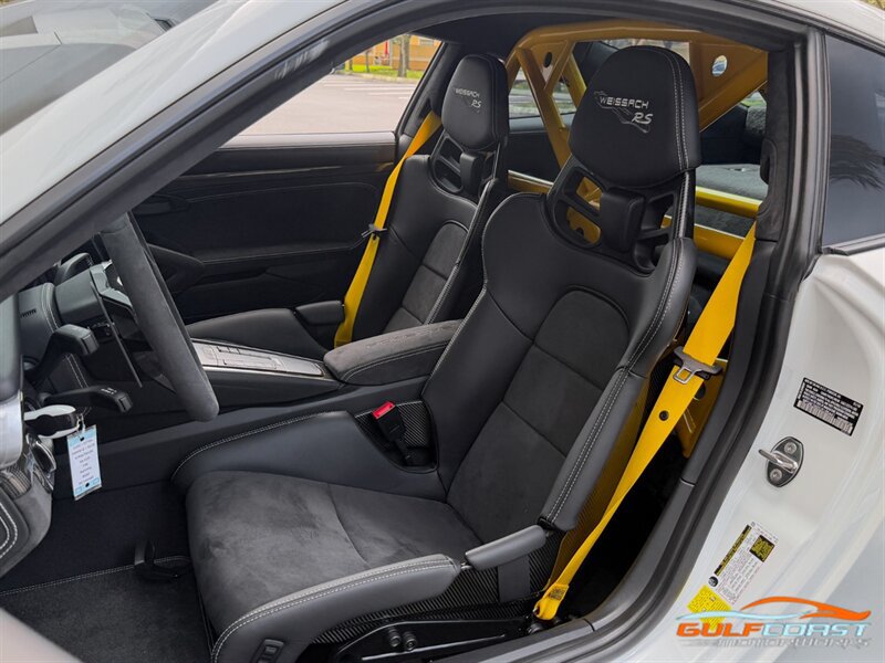 Used 2018 Porsche 911 GT2 RS RWD image 21