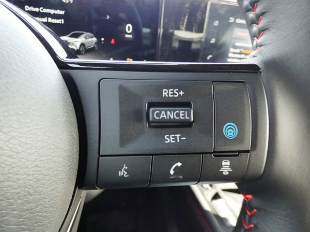 New 2026 Nissan Kicks SR w/ Cold Weather Package AWD/4WD image 13