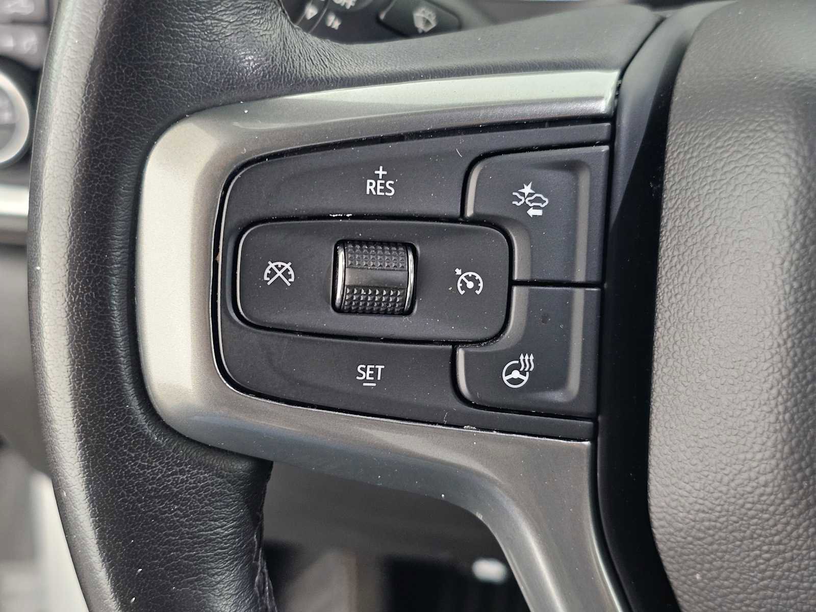 Used 2022 Chevrolet Silverado 1500 LTZ w/ LTZ Premium Package image 39