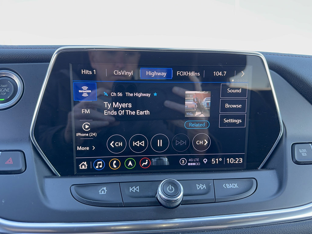 Used 2022 Chevrolet Blazer Premier w/ Enhanced Convenience Package FWD image 18