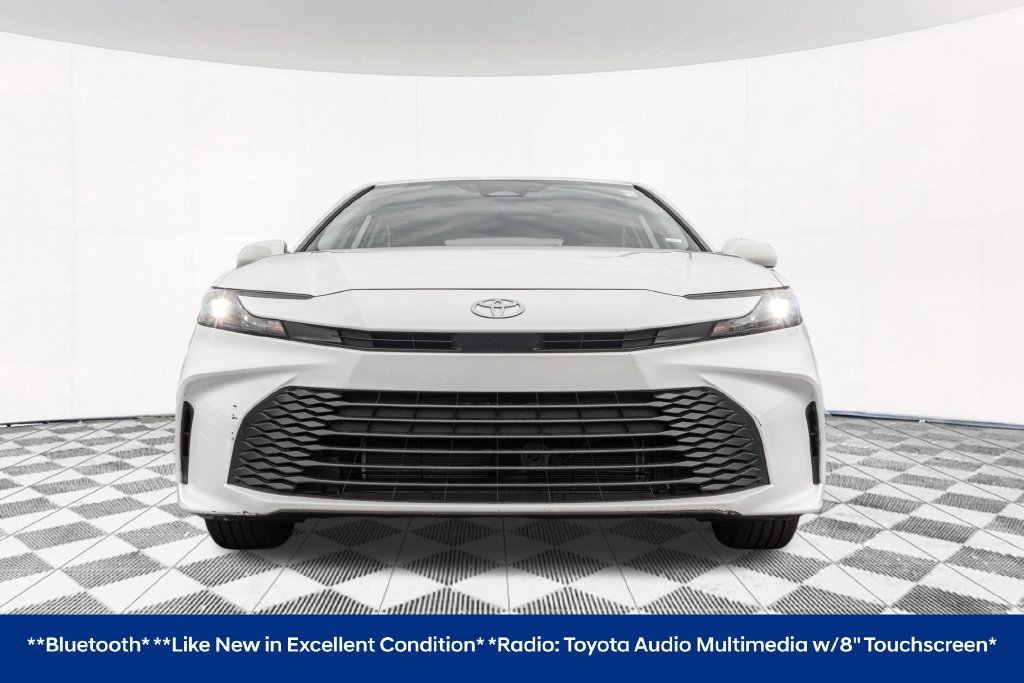 Used 2025 Toyota Camry LE FWD image 5