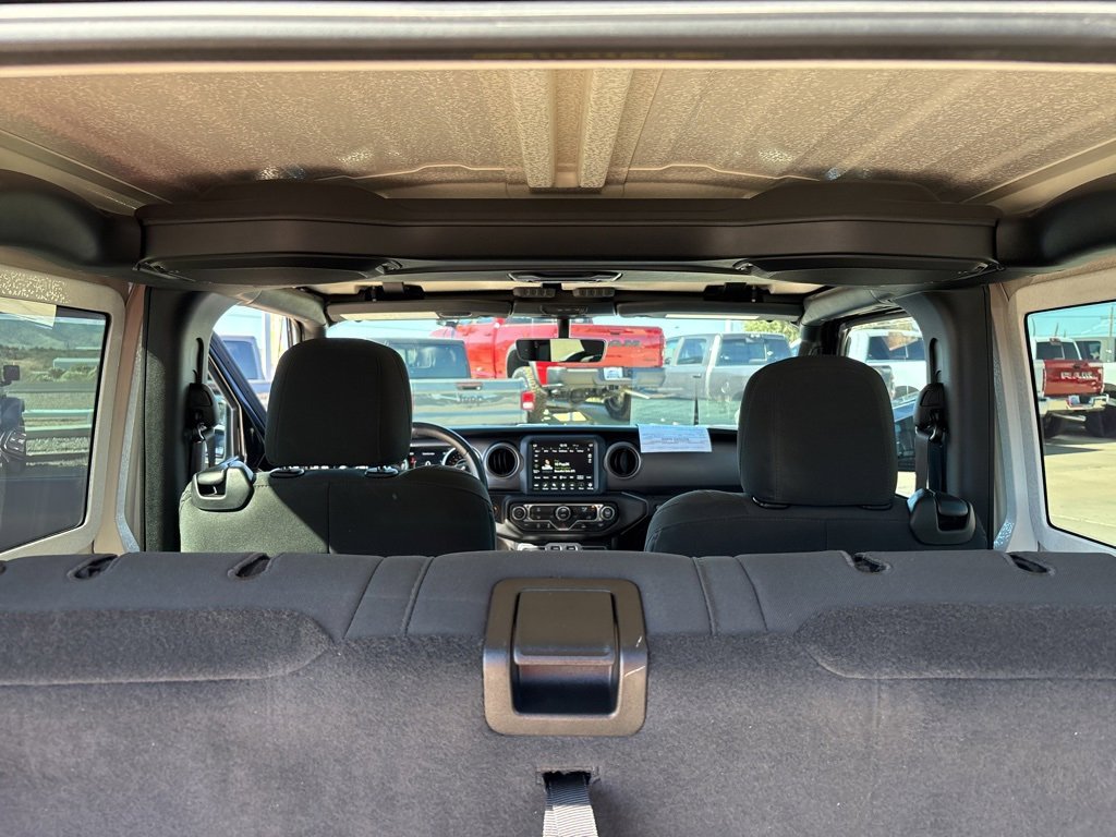Used 2021 Jeep Wrangler Willys image 32