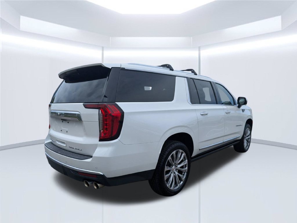 Used 2021 GMC Yukon XL Denali w/ Denali Ultimate Package AWD/4WD image 6
