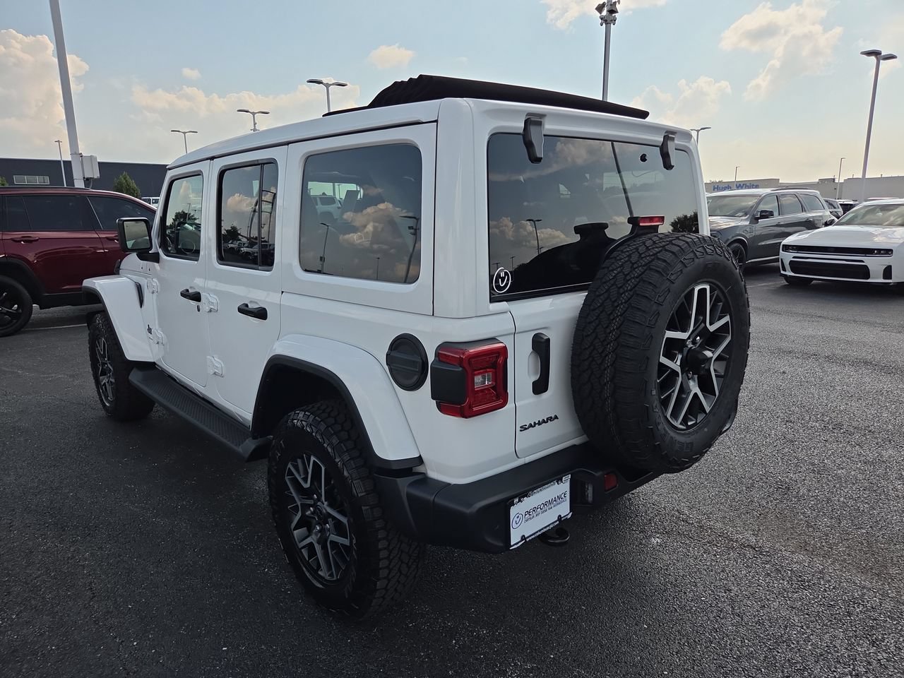 New 2027 Jeep Wrangler Unlimited Sahara AWD/4WD image 29
