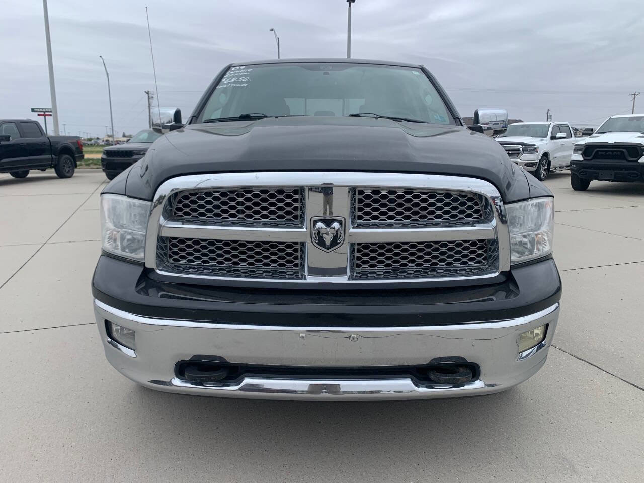 Used 2009 Dodge Ram 1500 Truck Laramie AWD/4WD image 3