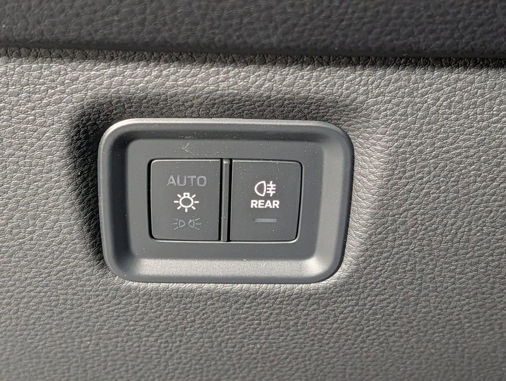 New 2026 Porsche Cayenne image 35