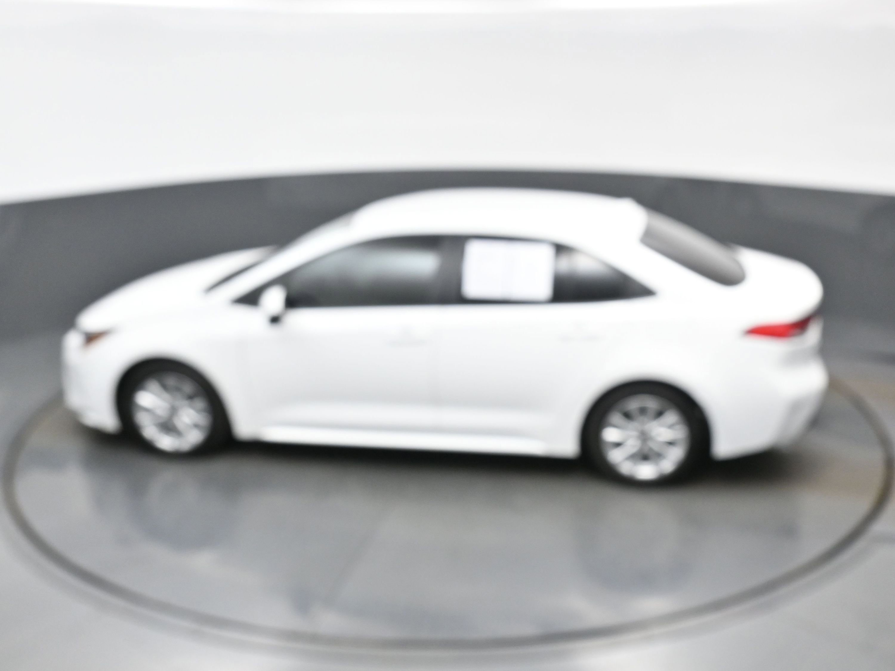 Used 2025 Toyota Corolla LE w/ LE Premium Package image 36