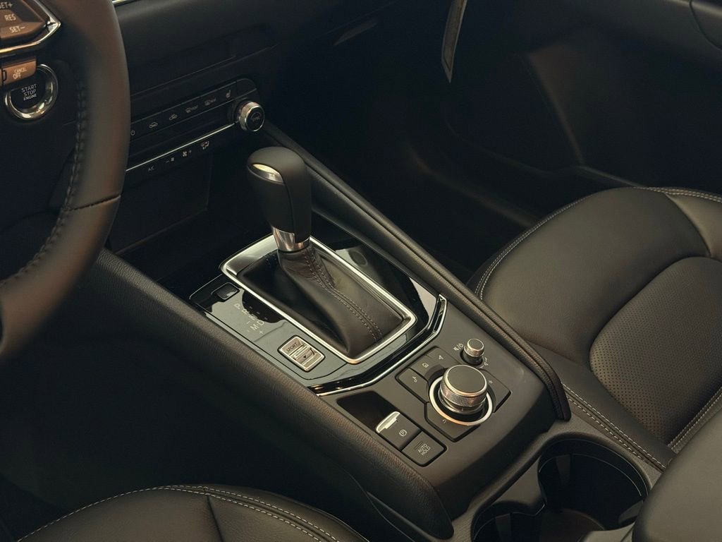 Used 2025 MAZDA CX-5 AWD 2.5 S w/ Preferred Package image 23