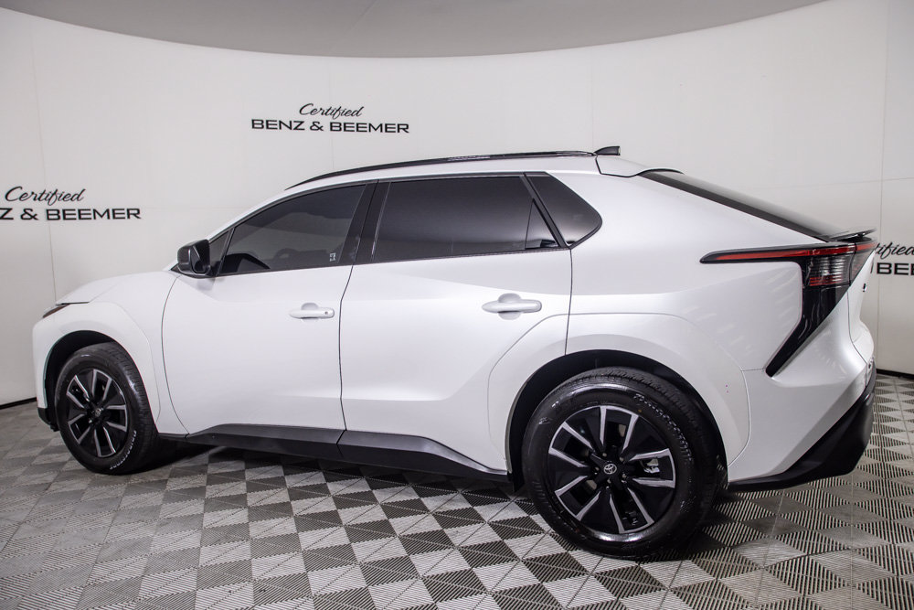Used 2026 Toyota bZ AWD/4WD image 11