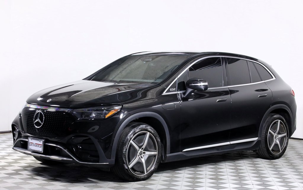 Used 2023 Mercedes-Benz EQE 500 4MATIC SUV image 3