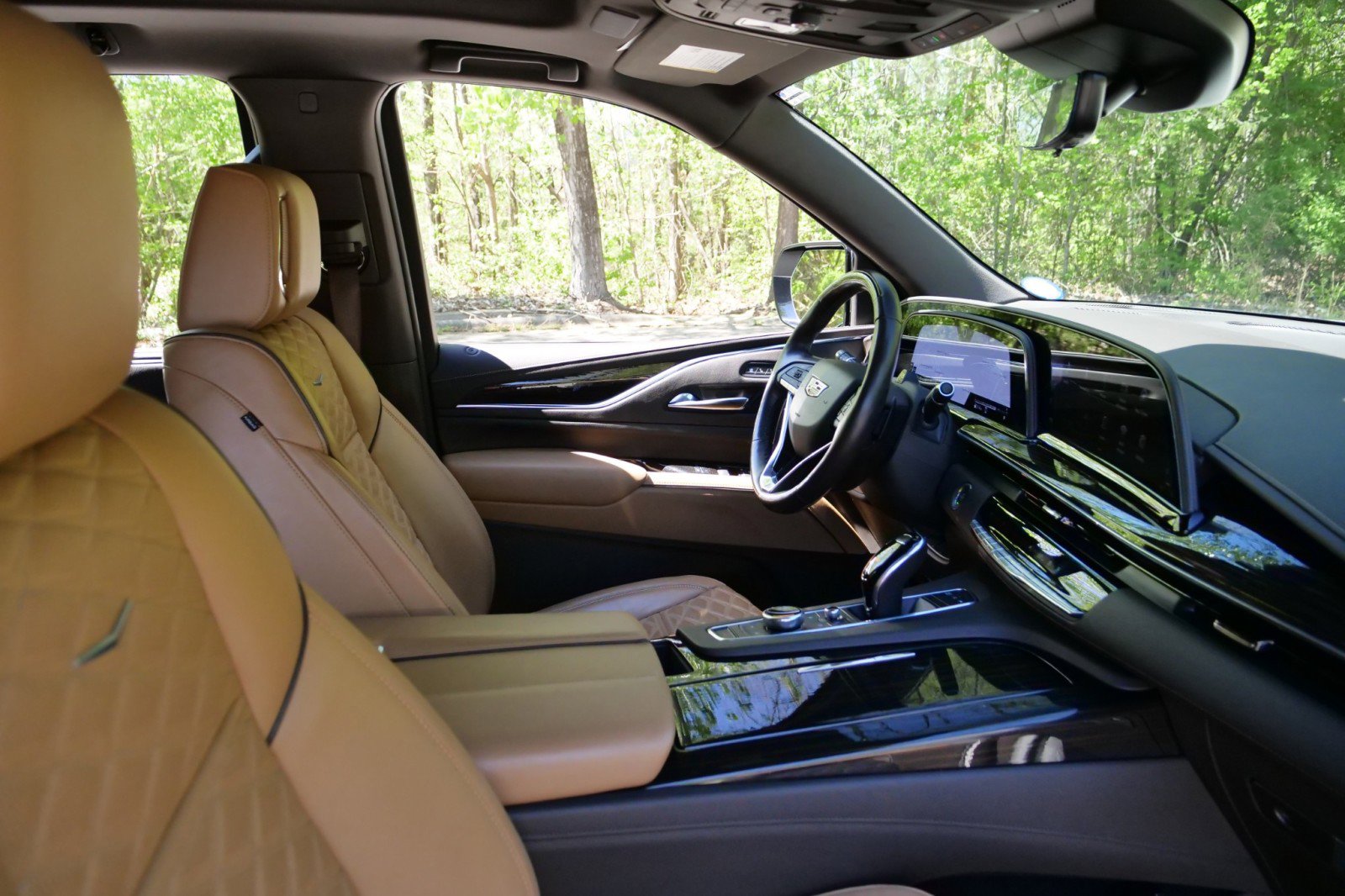 Used 2021 Cadillac Escalade Sport w/ Driver Assist Tech Package image 45