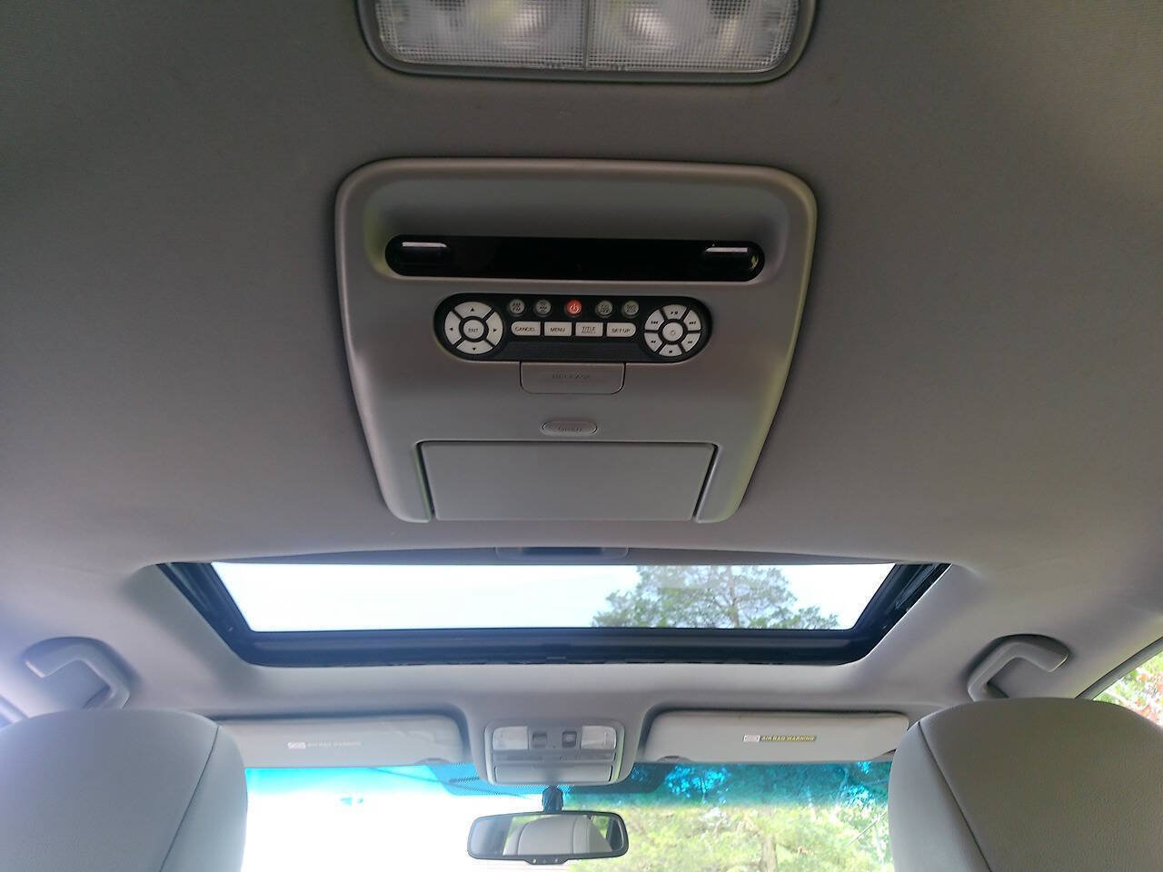 Used 2012 Honda Pilot Touring image 34
