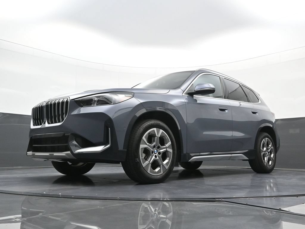 New 2026 BMW X1 xDrive28i w/ Technology Package AWD/4WD image 23