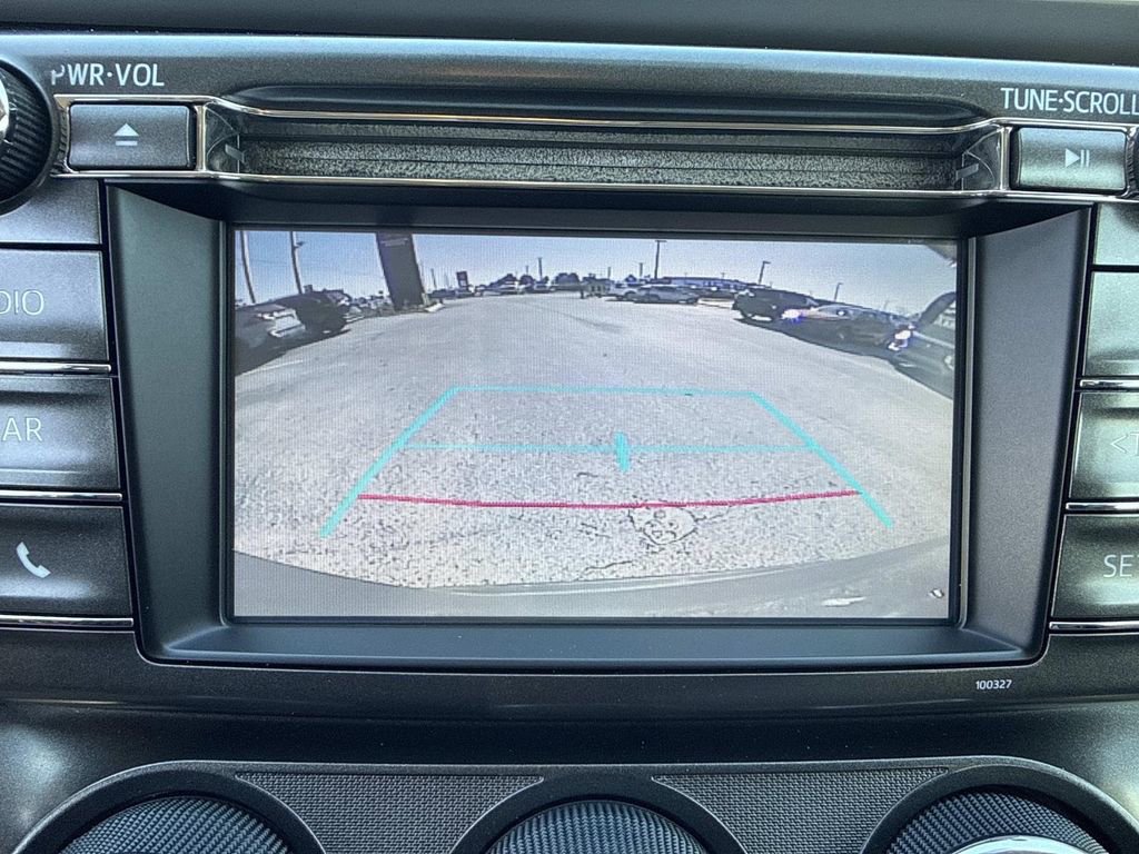 Used 2015 Toyota RAV4 LE image 27