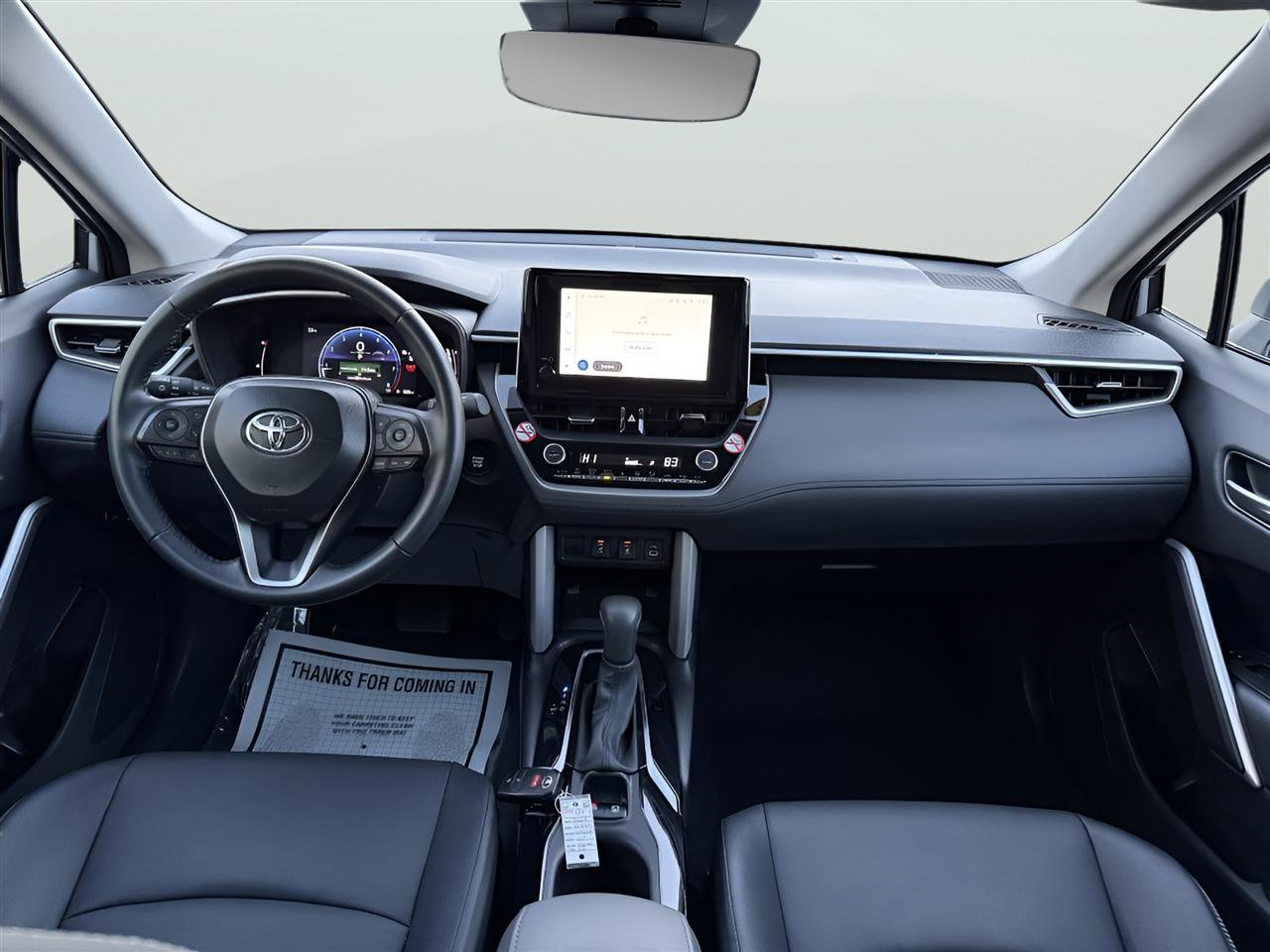 Used 2025 Toyota Corolla Cross XLE image 17