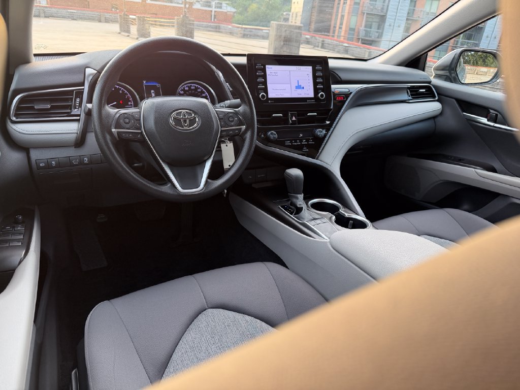 Used 2024 Toyota Camry LE FWD image 13