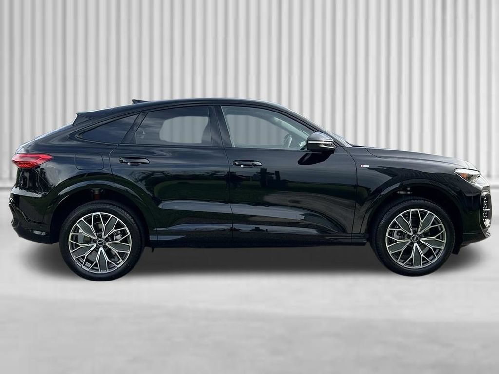 New 2026 Audi Q5 Premium Plus AWD/4WD image 6