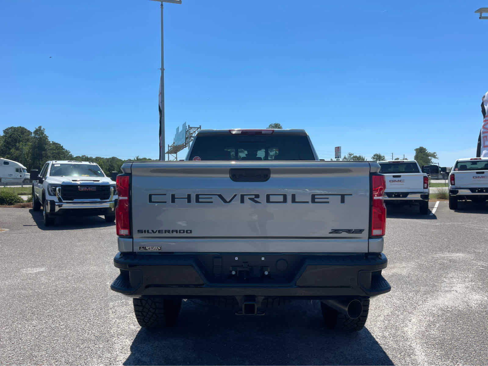 Used 2026 Chevrolet Silverado 2500 ZR2 w/ LPO, Dark Essentials Package AWD/4WD image 6
