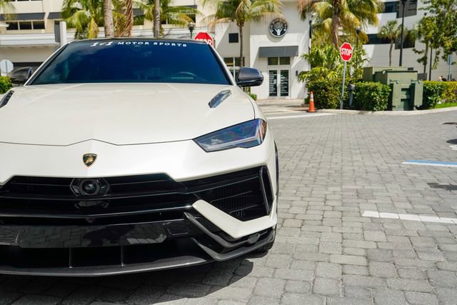 Used 2023 Lamborghini Urus Performante image 8