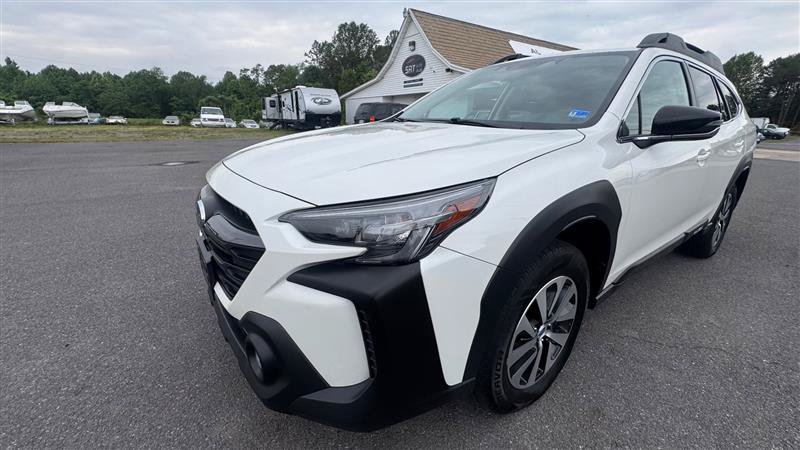 Used 2023 Subaru Outback Premium AWD/4WD image 13