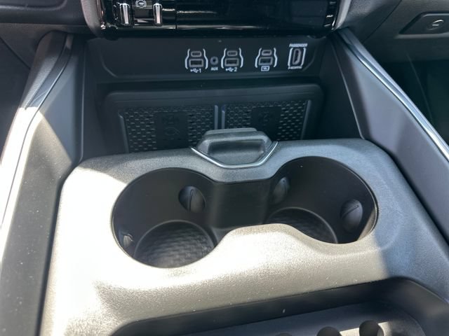 New 2026 RAM 1500 Laramie AWD/4WD image 23