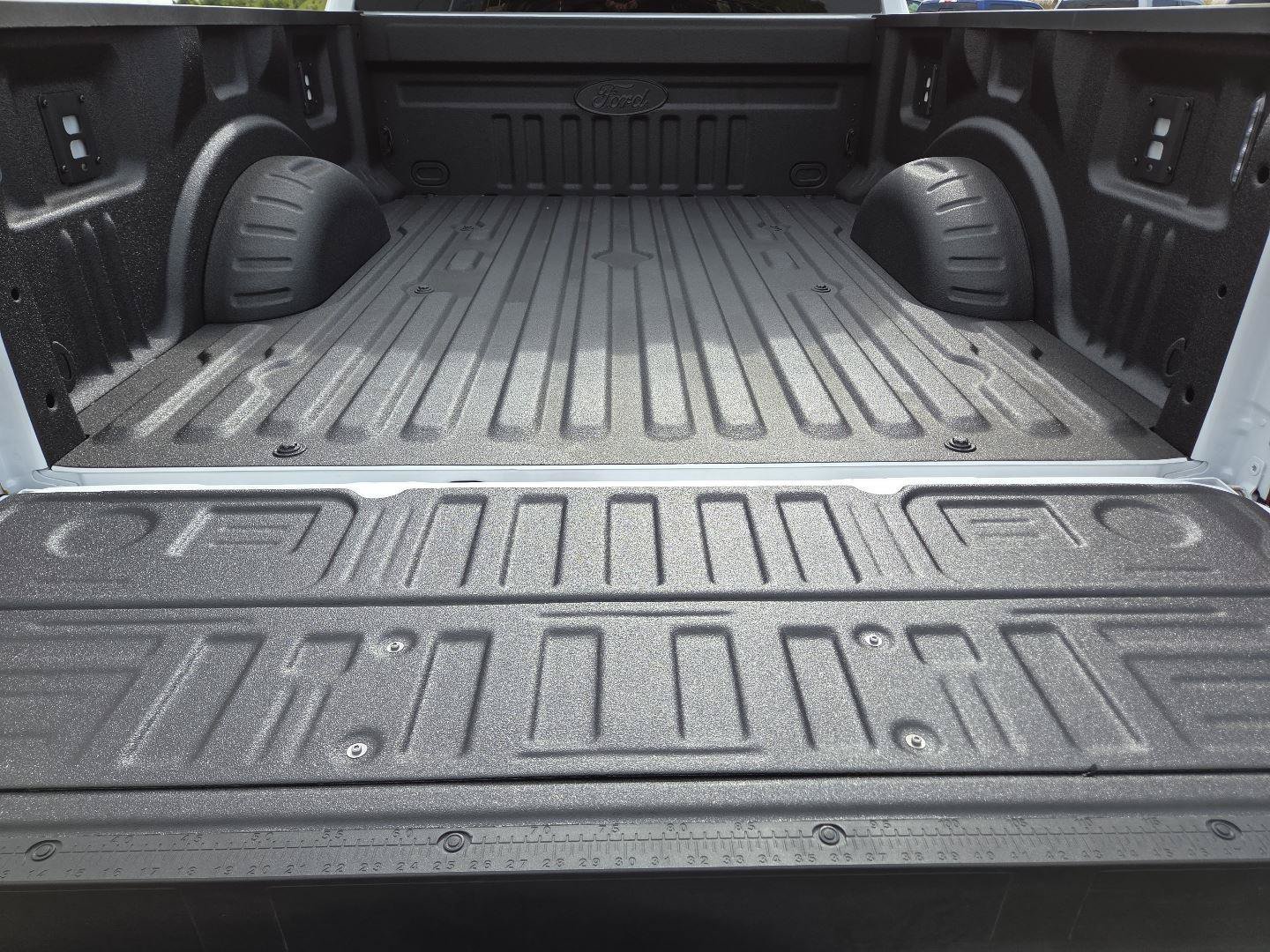 New 2026 Ford F250 XLT w/ XLT Premium Package AWD/4WD image 22