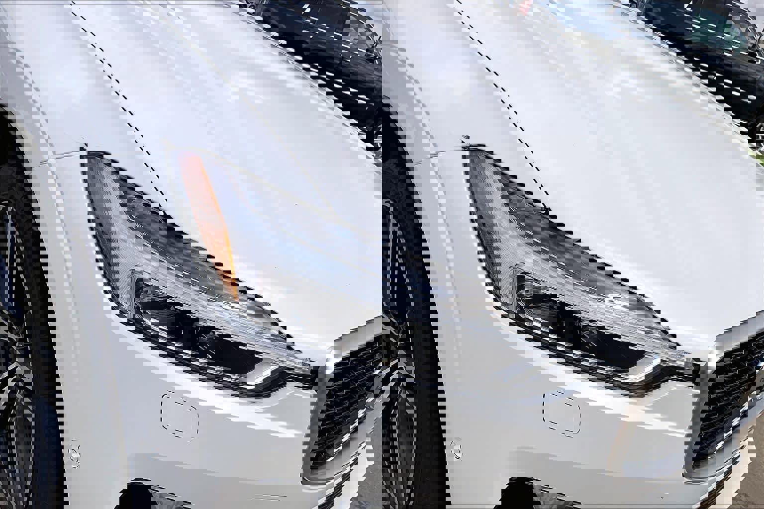 Used 2018 Volvo XC60 T5 R-Design w/ Convenience Package image 25