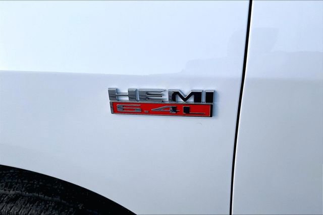 Used 2022 RAM 3500 Big Horn image 25