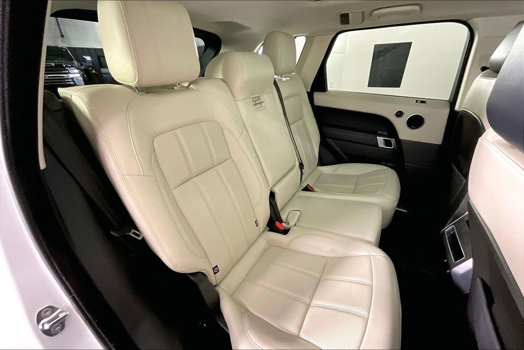 Used 2019 Land Rover Range Rover Sport HSE image 38