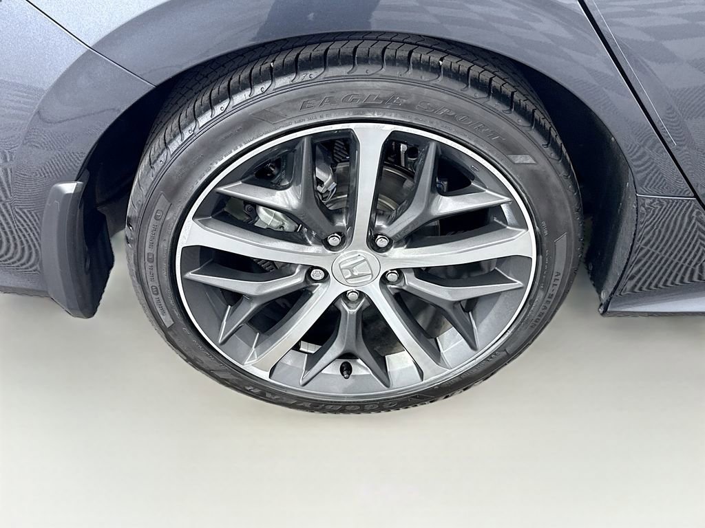 Used 2022 Honda Civic Touring image 31