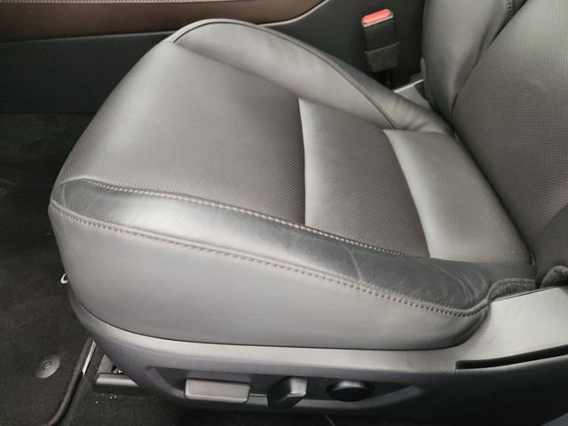 Used 2023 MAZDA CX-30 AWD 2.5 S w/ Premium Package image 17