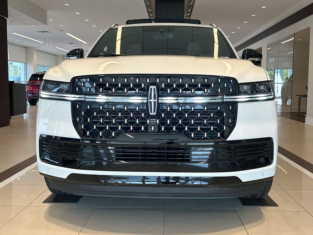 New 2027 Lincoln Navigator L Black Label AWD/4WD image 5
