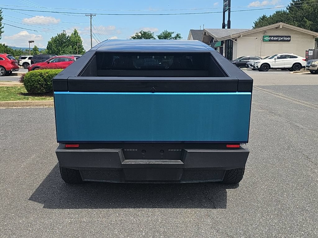 Used 2024 Tesla Cybertruck AWD Crew Cab image 14