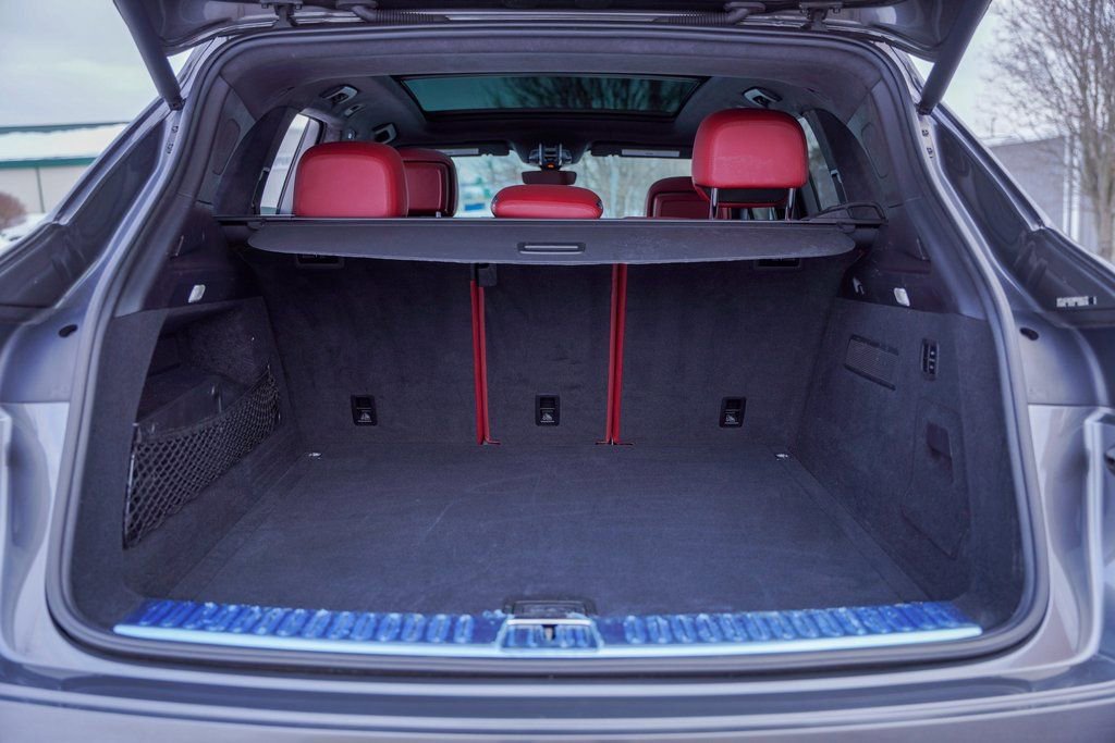 Used 2021 Porsche Cayenne GTS image 44