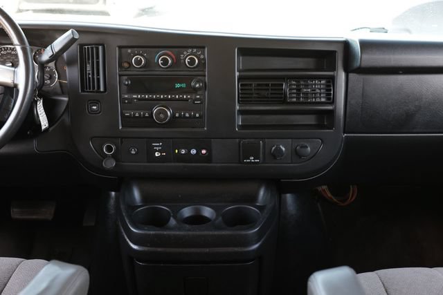 Used 2017 Chevrolet Express 3500 LT w/ LT Preferred Equipment Group RWD image 41