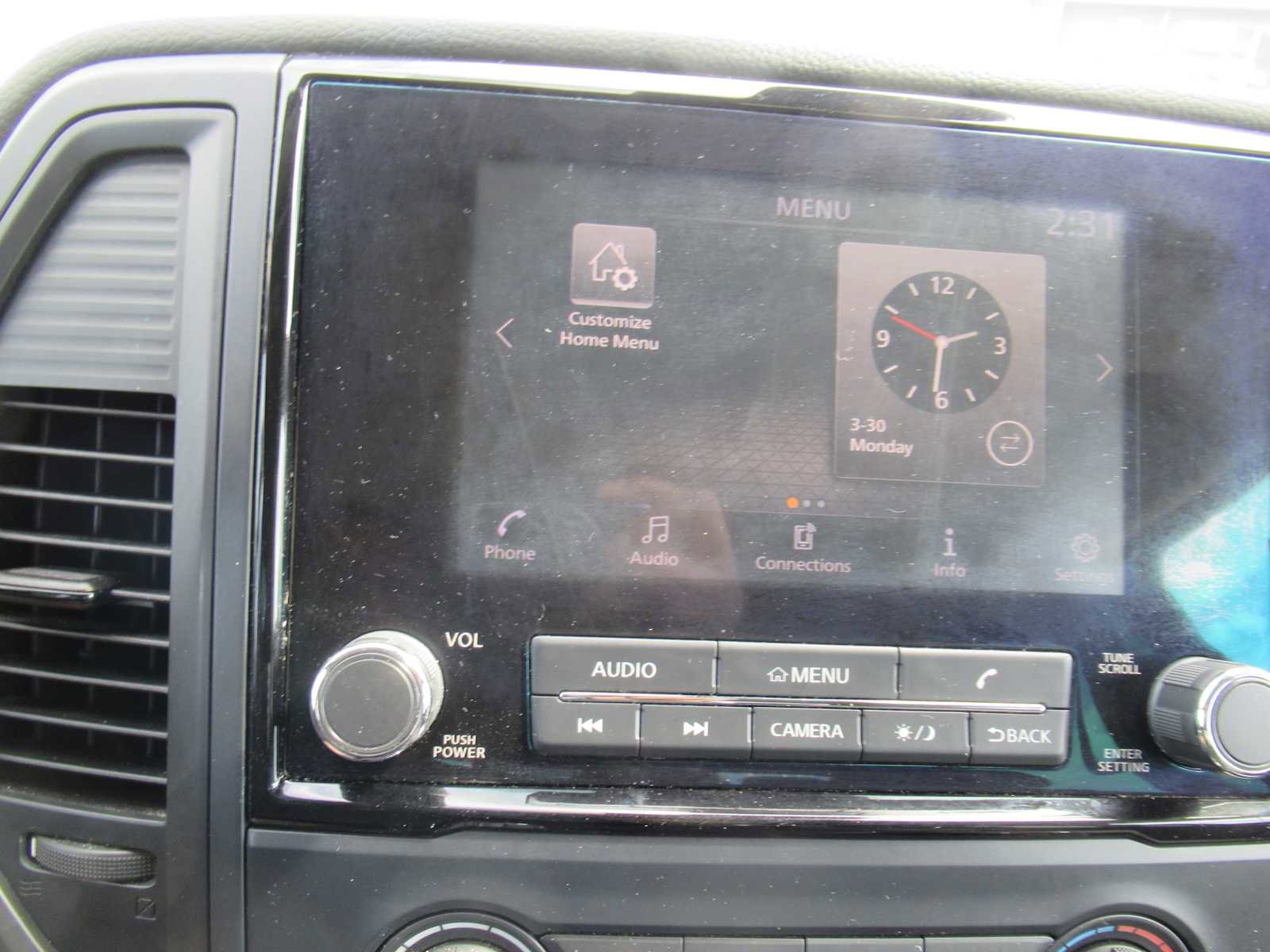 Used 2023 Nissan Titan SV w/ Accessory Utility Package image 28