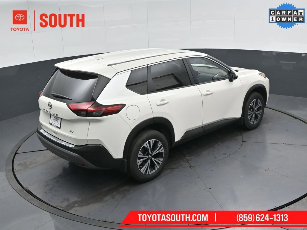 Used 2023 Nissan Rogue SV image 39