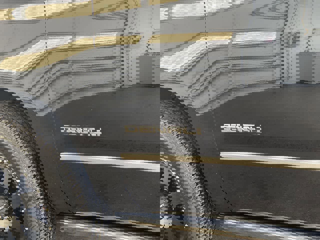 Used 2019 GMC Yukon XL Denali w/ Denali Ultimate Package image 10