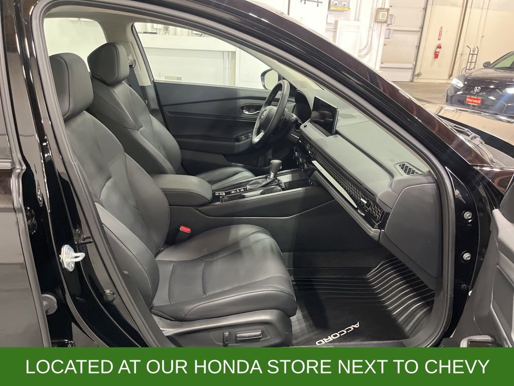Used 2025 Honda Accord Touring image 25
