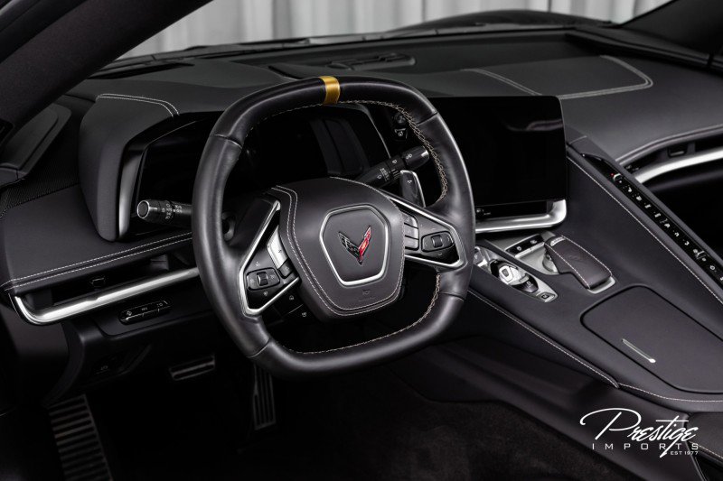 Used 2025 Chevrolet Corvette Stingray Preferred Cpe w/ 2LT image 38