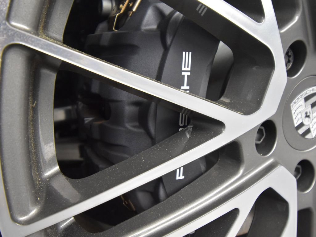 Used 2025 Porsche Panamera 4 image 24