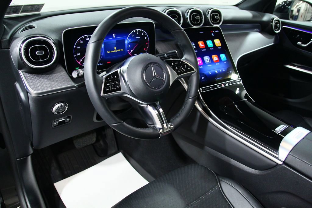 Certified 2026 Mercedes-Benz GLC 300 4MATIC image 5