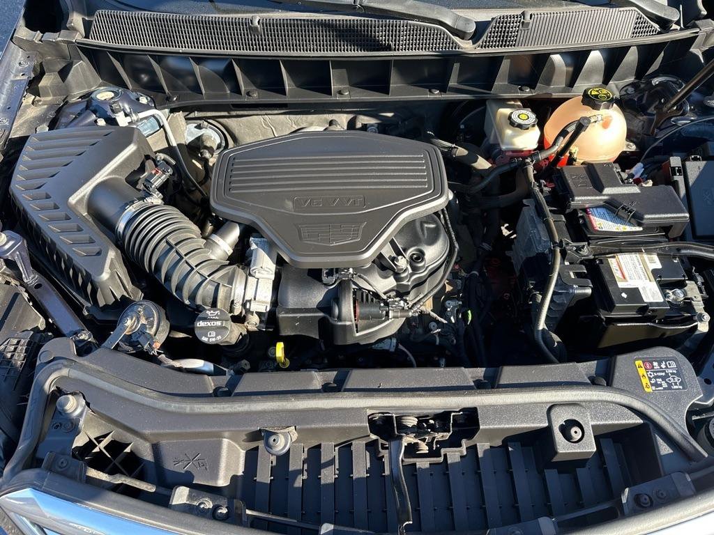 Used 2017 Cadillac XT5 Luxury w/ Driver Awareness Package image 35