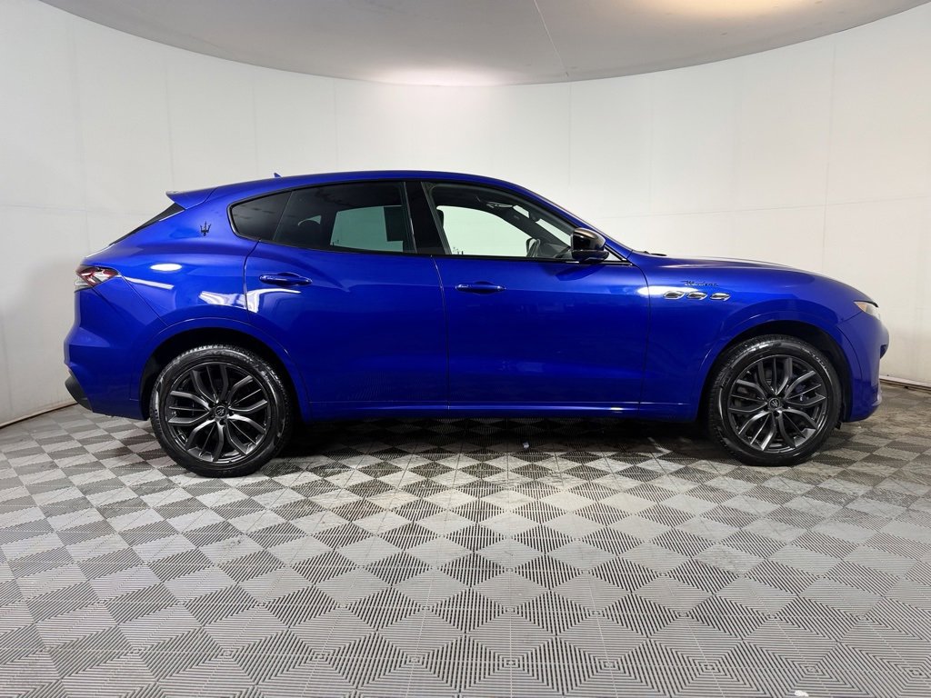 Used 2023 Maserati Levante Modena image 8