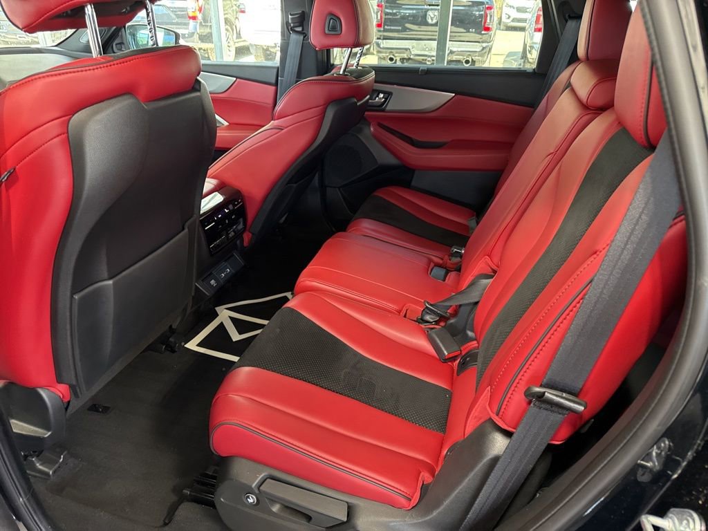 Used 2022 Acura MDX A-Spec image 9