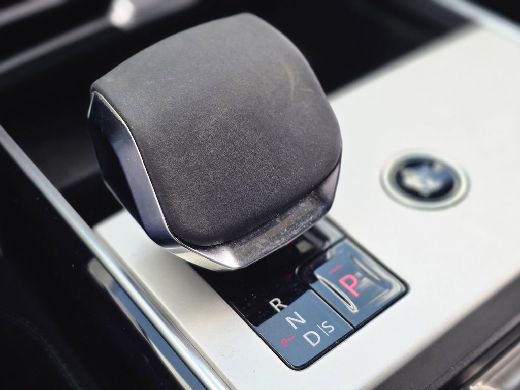 Used 2024 Land Rover Range Rover SE image 28