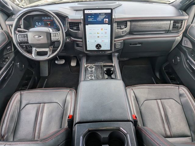 Used 2022 Ford Expedition Limited image 15