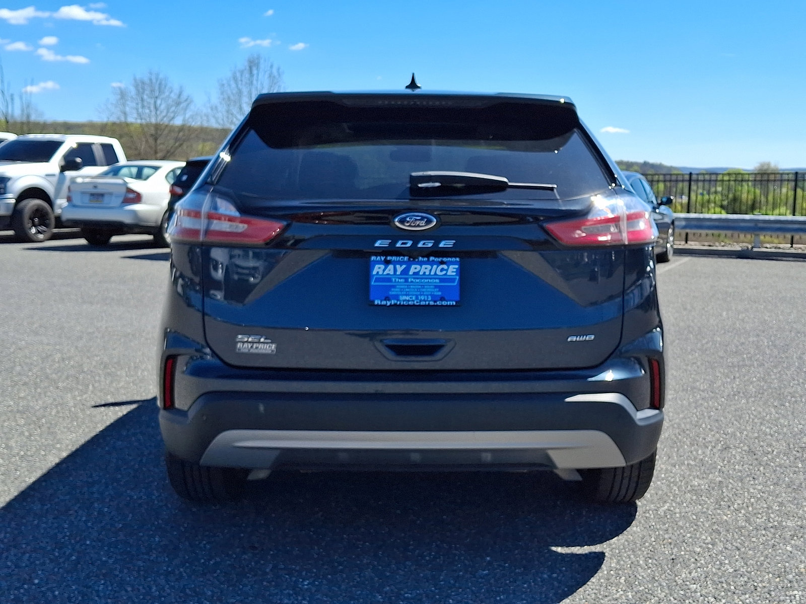 Certified 2024 Ford Edge SEL w/ Convenience Package AWD/4WD image 5
