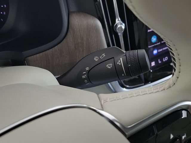 Used 2022 Volvo S90 B6 Inscription w/ Advanced Package AWD/4WD image 26