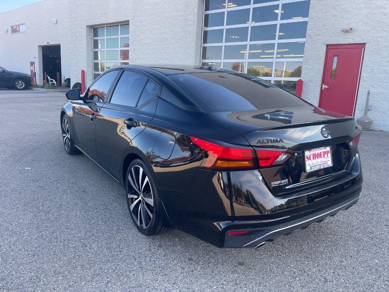 Used 2019 Nissan Altima 2.5 SR FWD image 4